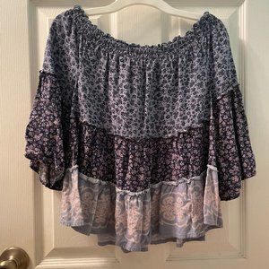 Aeropostale Flowy Bell Sleeve Crop Top